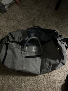 Gray Men’s Duffel Bag - Travel & Gym